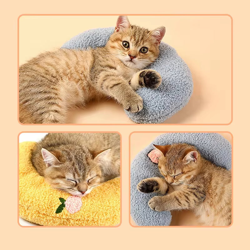 Cozy U-Shaped Cat Pillow - Fashionable Neck Protector for Deep Sleep and Comfort